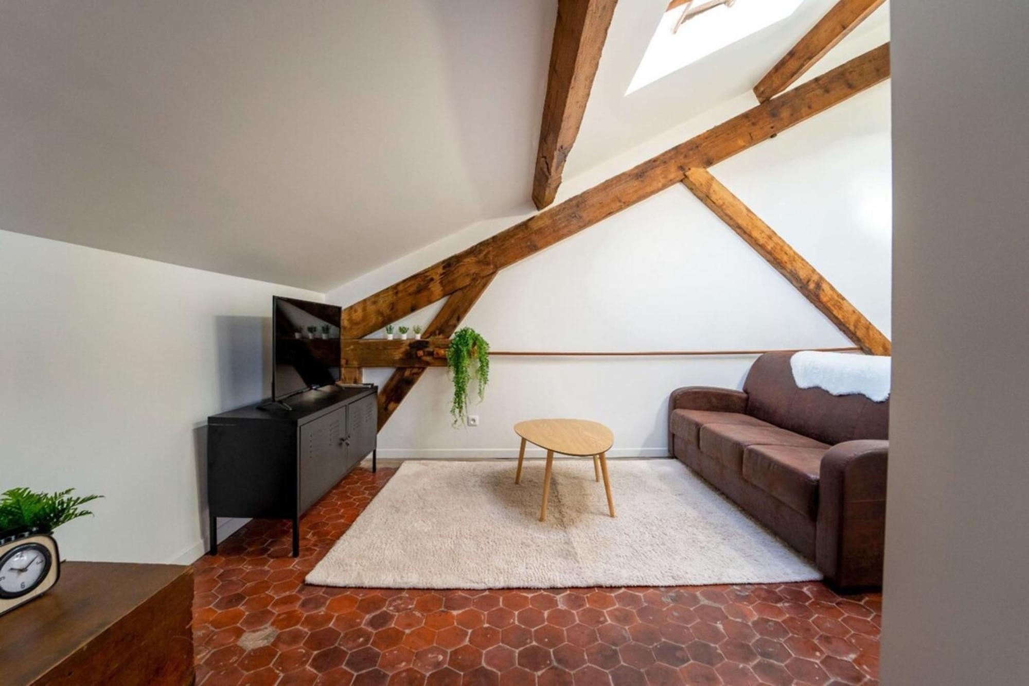 Authentique Studio Hypercentre - Clim - Wifi Apartment Nimes Luaran gambar